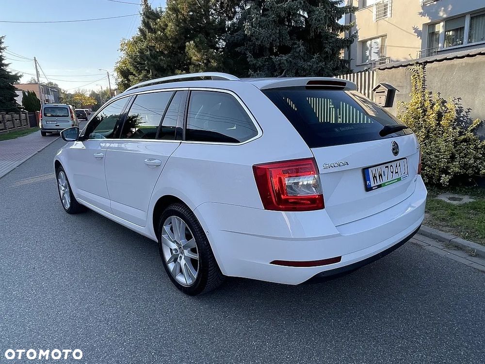 Skoda Octavia 2.0 TDI 4x4 Style DSG - 7