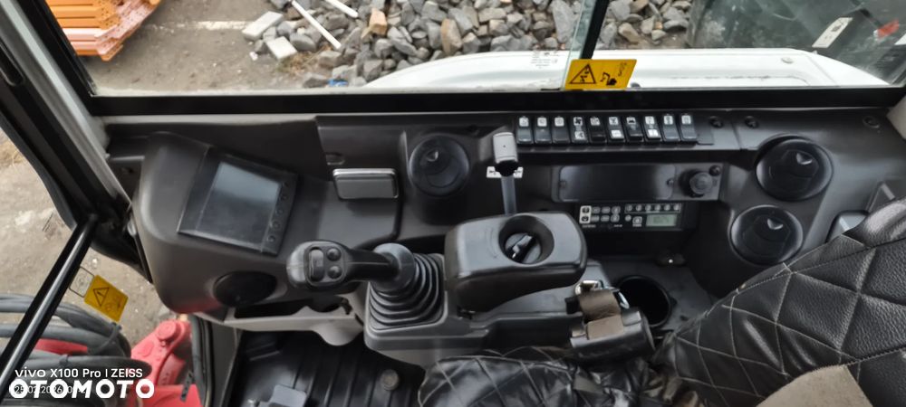 Takeuchi TB 230 - 9