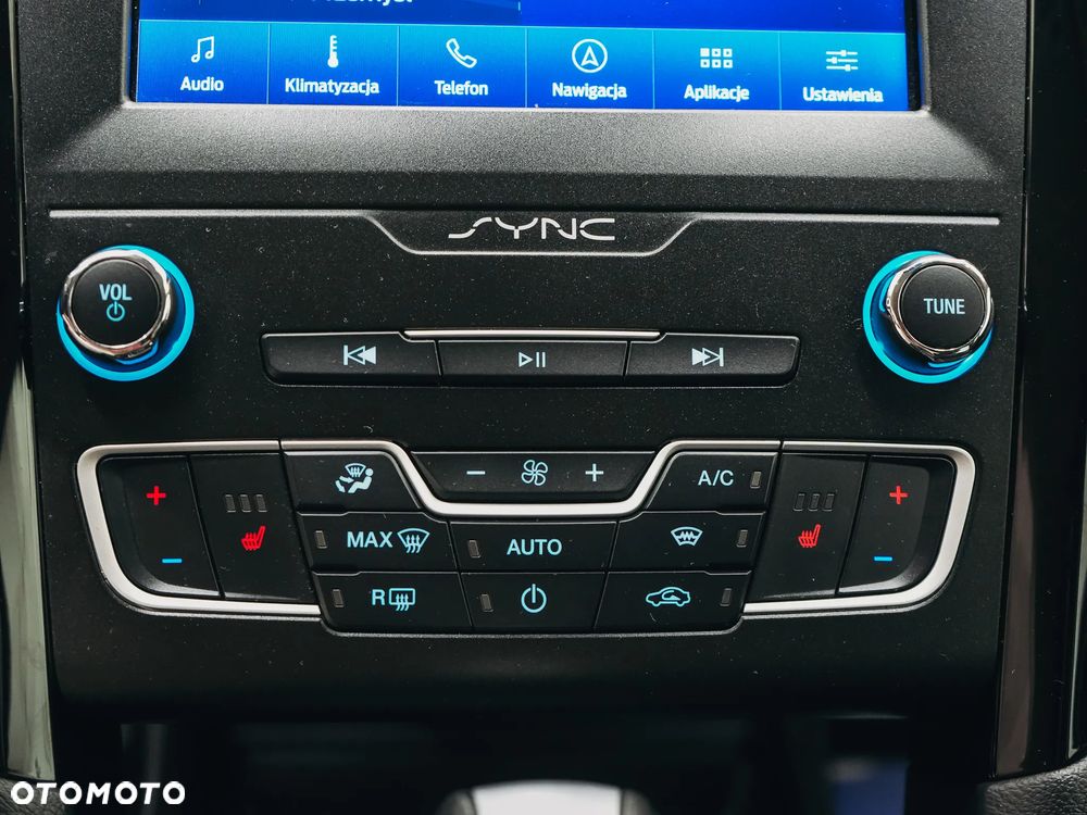 Ford Mondeo - 25