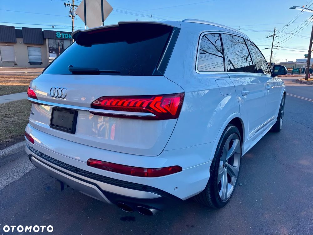 Audi SQ7 TFSI quattro tiptronic