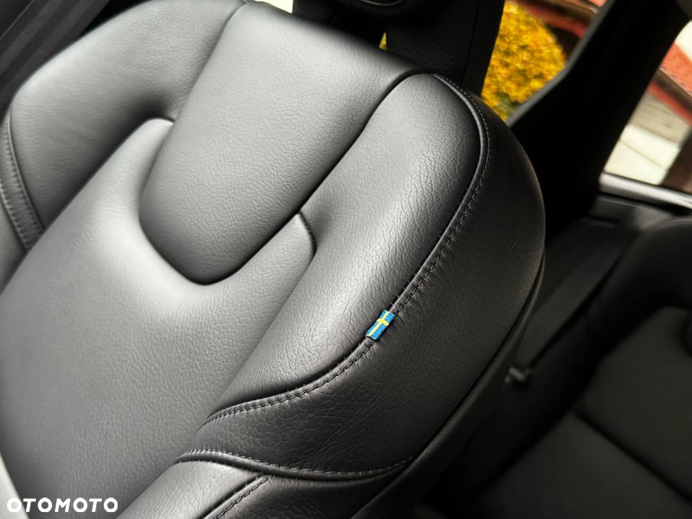 Volvo XC 60 B4 B Geartronic RDesign - 23