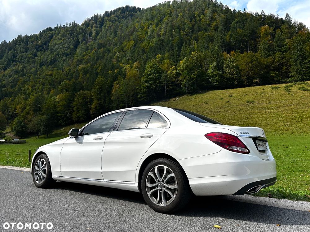 Mercedes-Benz Klasa C 300 7G-TRONIC - 4
