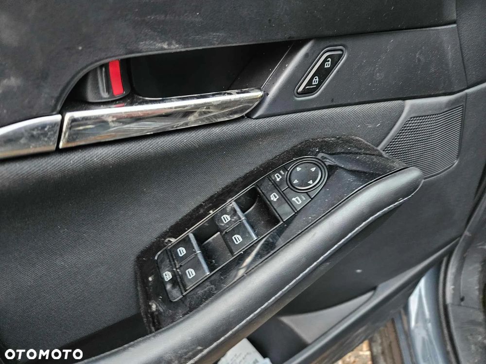 Mazda CX-30 e-SKYACTIV-G 2.0 M HYBRID DRIVE SELECTION - 19