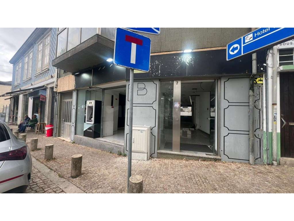 Espaço comercial com vistas para o Douro - Grande imagem: 2/13