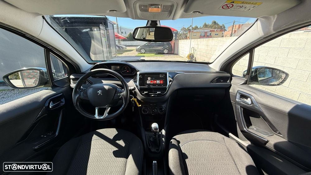 Peugeot 208 1.5 BlueHDi Signature - 20