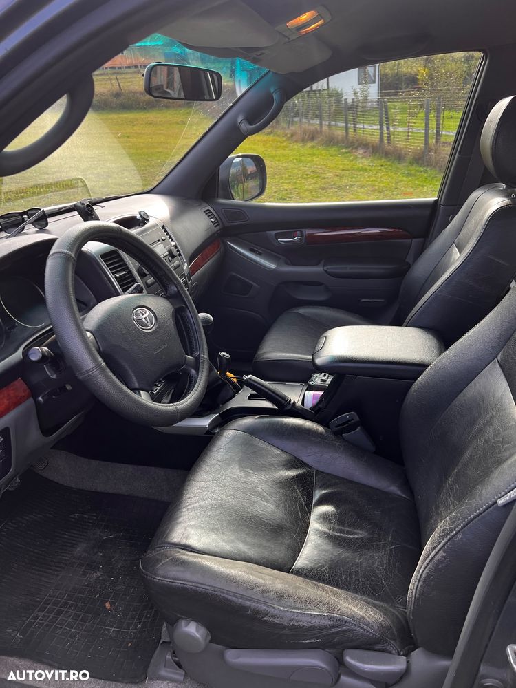 Toyota Land Cruiser 3.0 TD-4D VX - 6