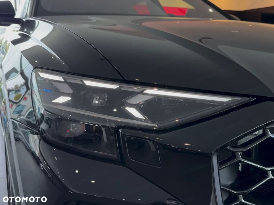 Audi RS Q8 - 16