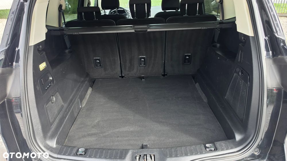 Ford S-Max - 18