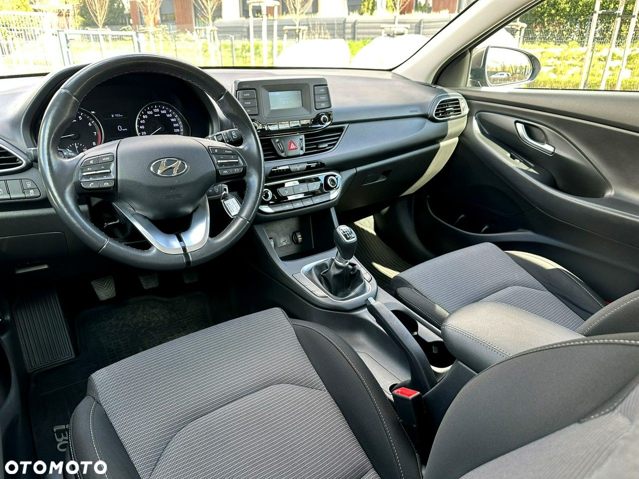 Hyundai i30 1.5 DPI Classic + - 22