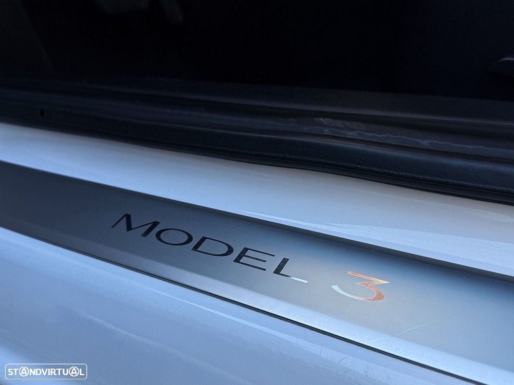 Tesla Model 3 Long-Range Dual Motor AWD - 21