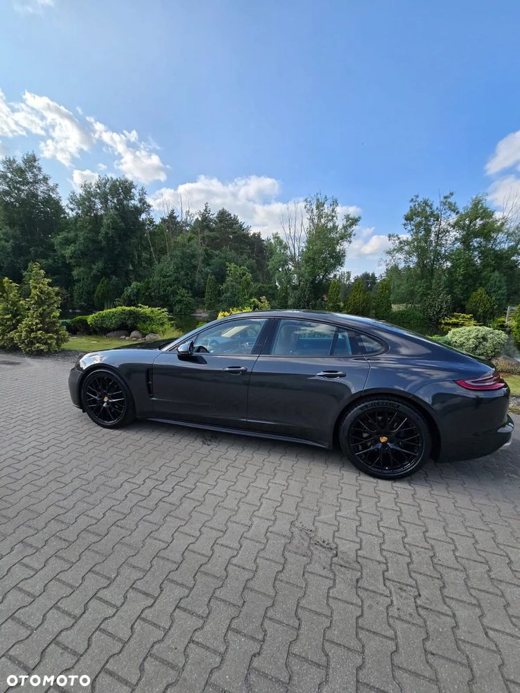 Porsche Panamera 4 - 2
