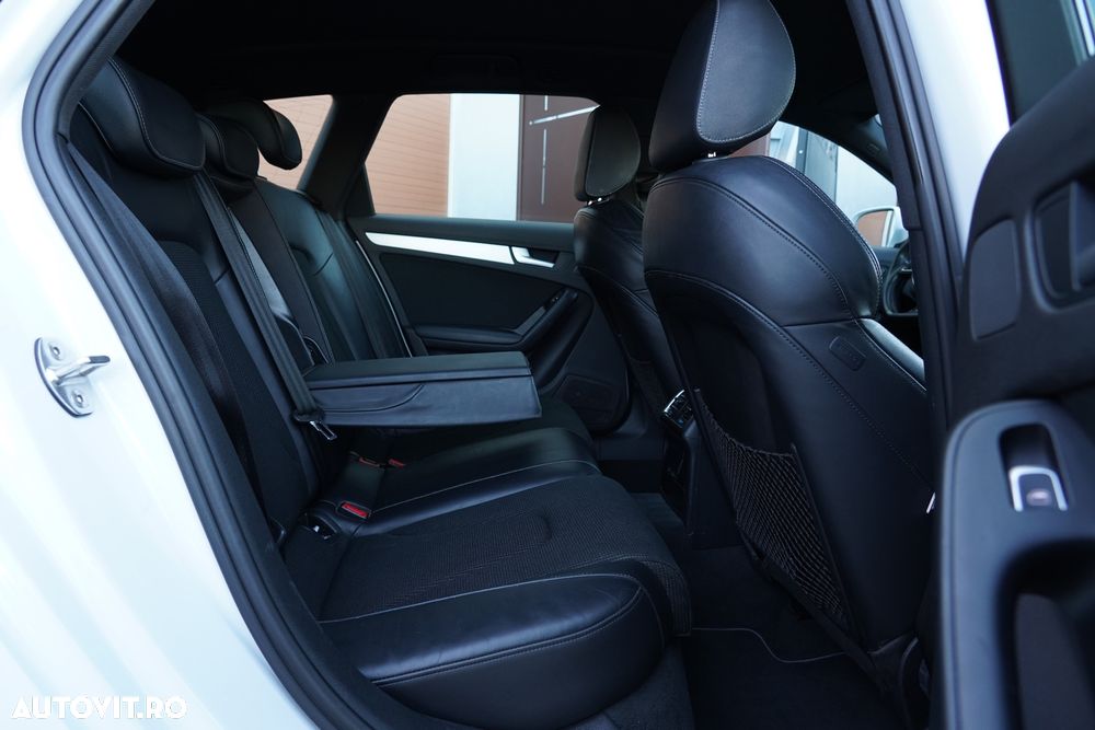 Audi A4 Avant 2.0 TDI DPF clean diesel quattro S line Sportpaket - 14