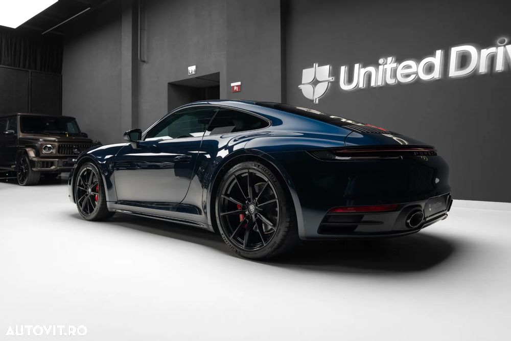 Porsche 911 4S PDK - 32