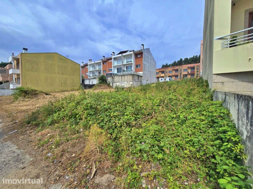 Terreno para Construção de Moradia - Grande imagem: 4/4