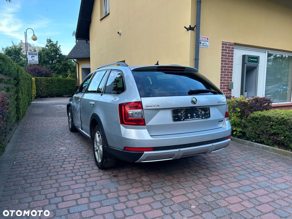 Skoda Octavia Scout 1.8 TSI 4x4 DSG - 17