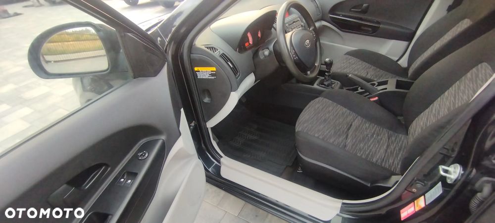 Kia Ceed 1.4 CVVT Attract - 15