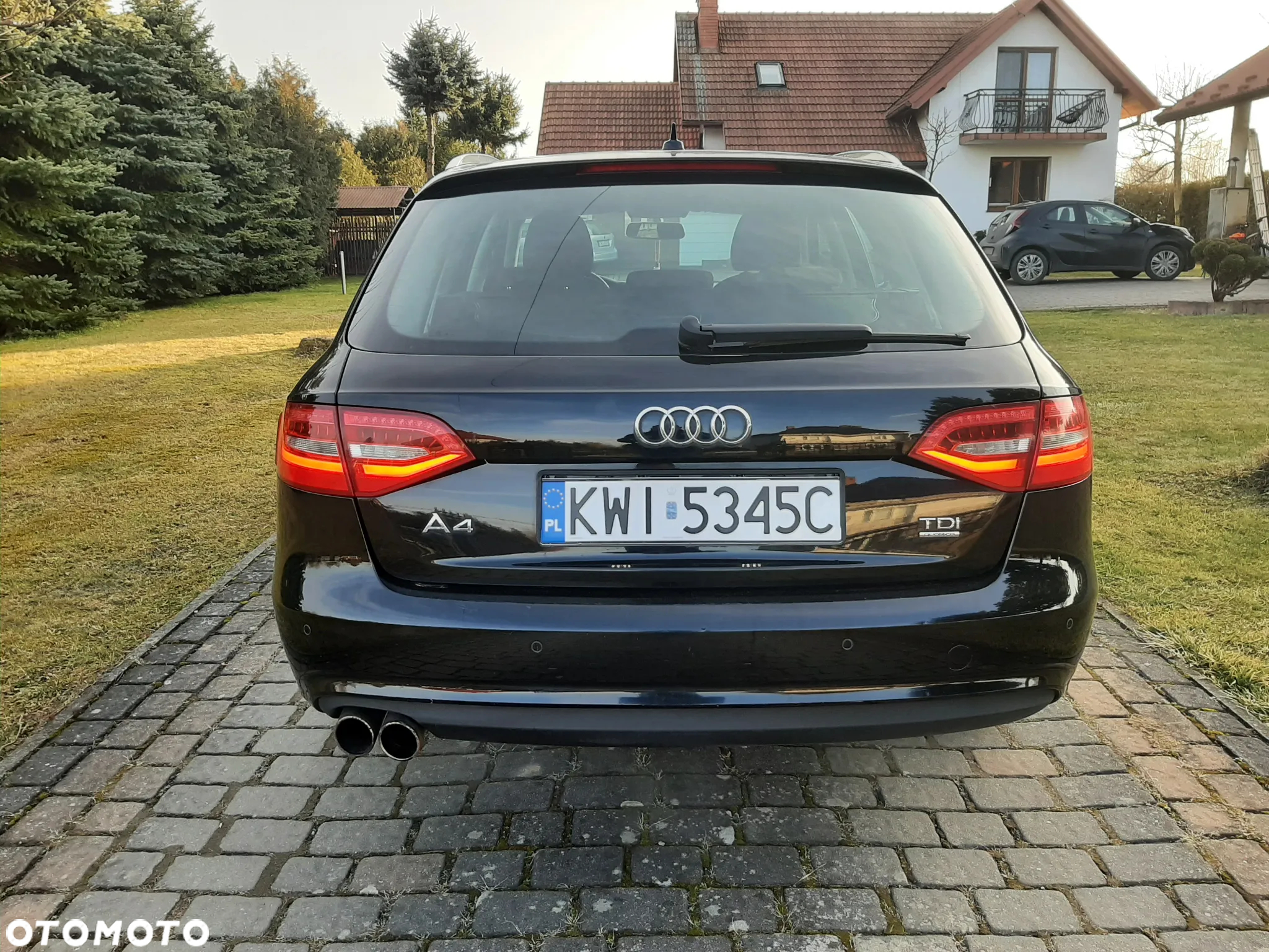 Audi A4 2.0 TDI Quattro Line - 4