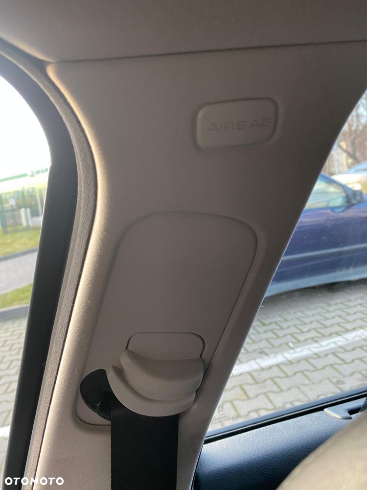 Peugeot 407 135 Premium mit Exklusiv-Paket - 13