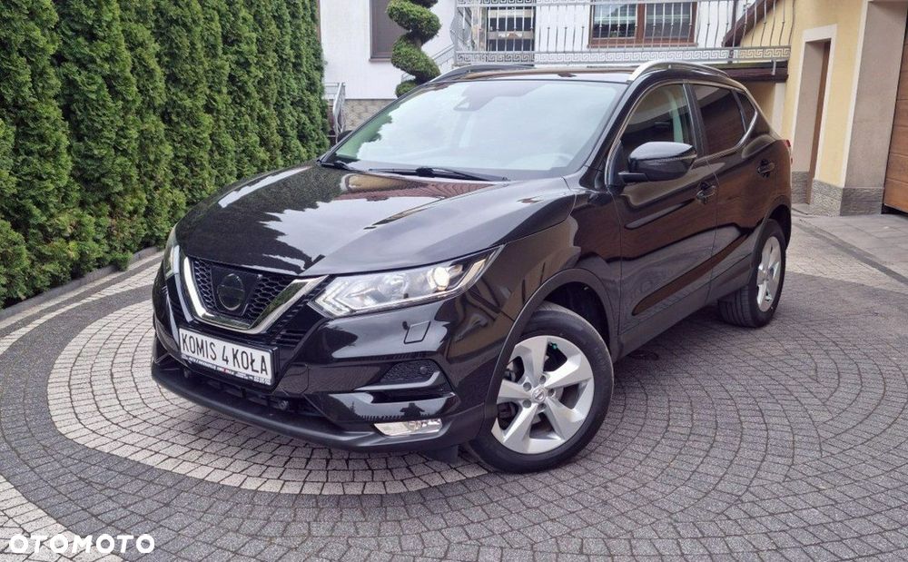 Nissan Qashqai - 1