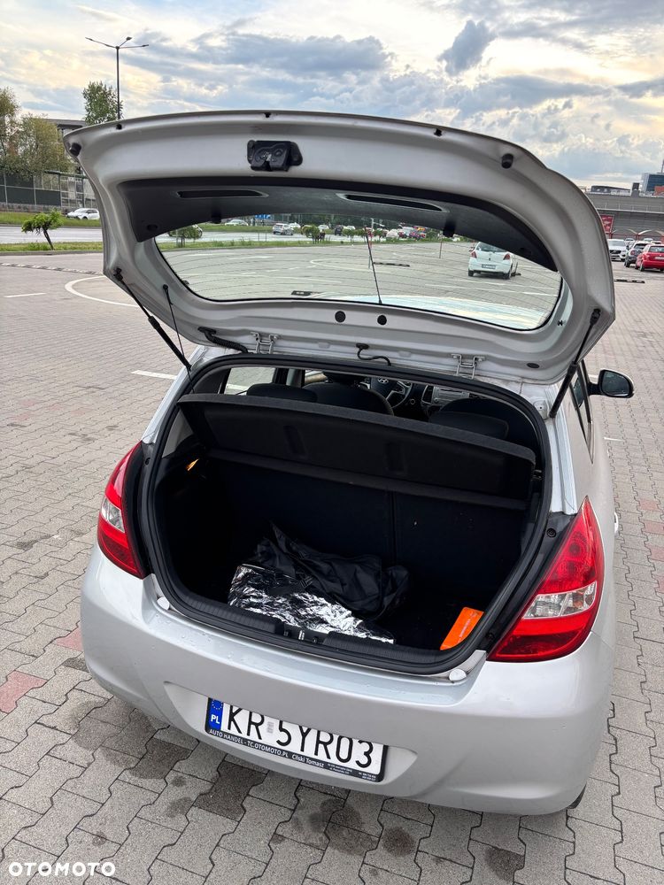 Hyundai i20 1.2 Comfort EU5 - 15