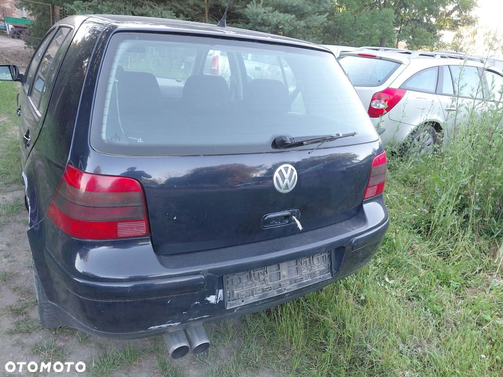 części VW VOLKSWAGEN GOLF IV 5 drzwi 1.8 20V turbo 1998r hatchback LAMPY tył prawa lewa - 2