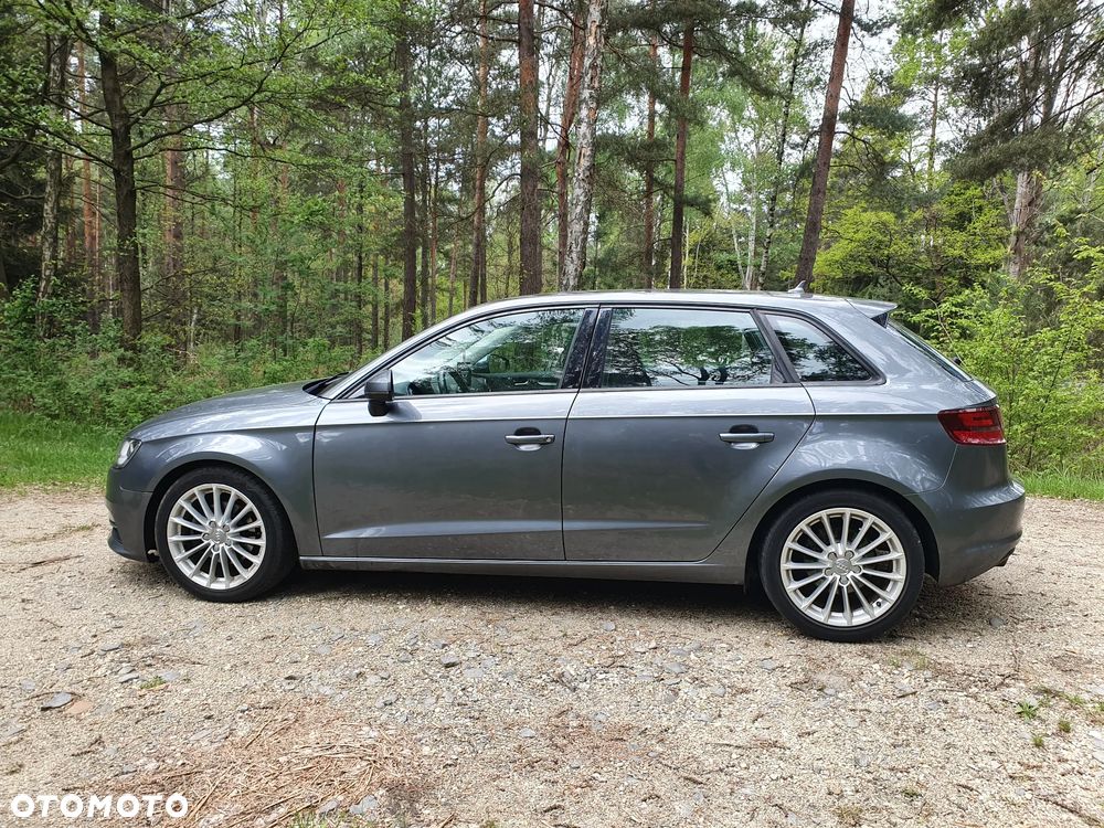 Audi A3 Sportback - 4
