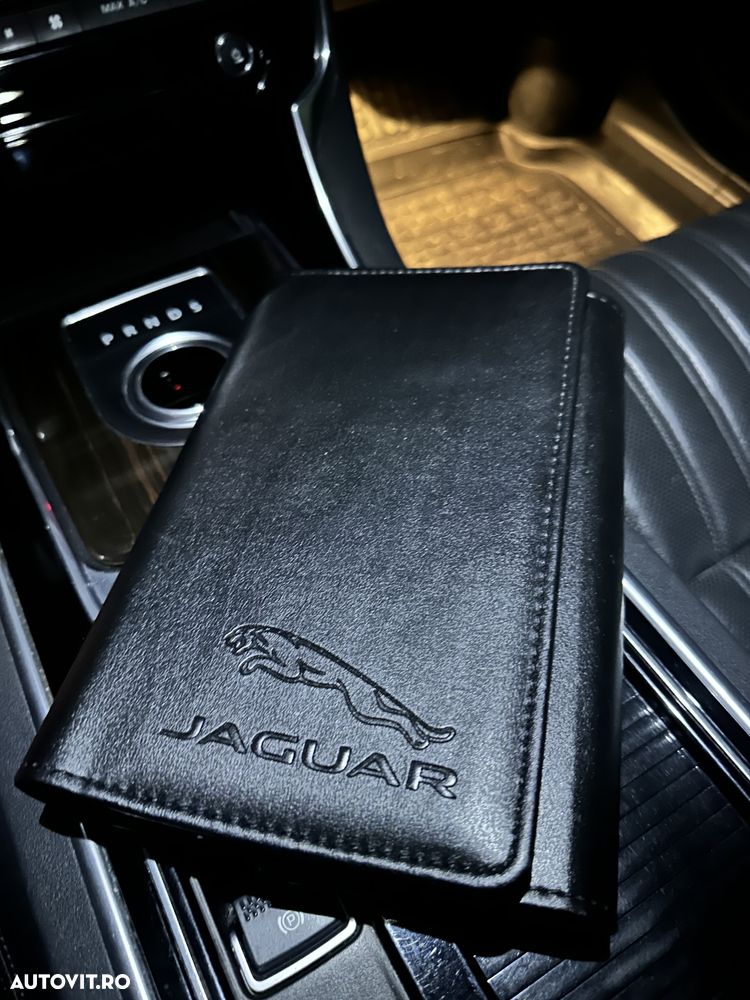 Jaguar XF 2.0 Turbo - 29