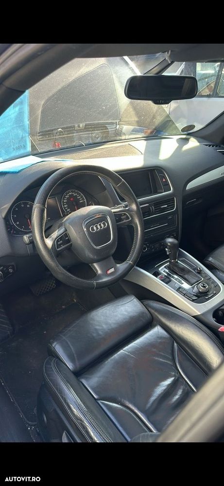 Dezmembrez Audi Q5 2.0 tfsi 155 kw CDNC cod culoare LY9B - 3