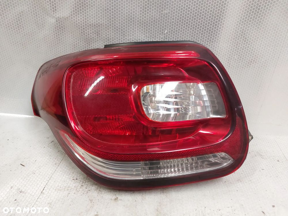 .  LAMPA TYL TYLNA LEWA CITROEN DS3 - 1