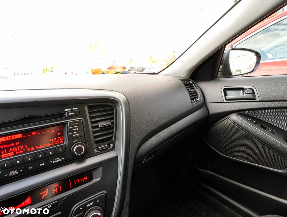 Kia Optima 1.7 CRDi M - 11