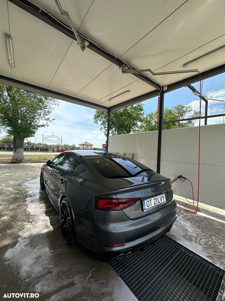 Audi A5 Coupé 2.0 40 TDI quattro S tronic Sport - 4