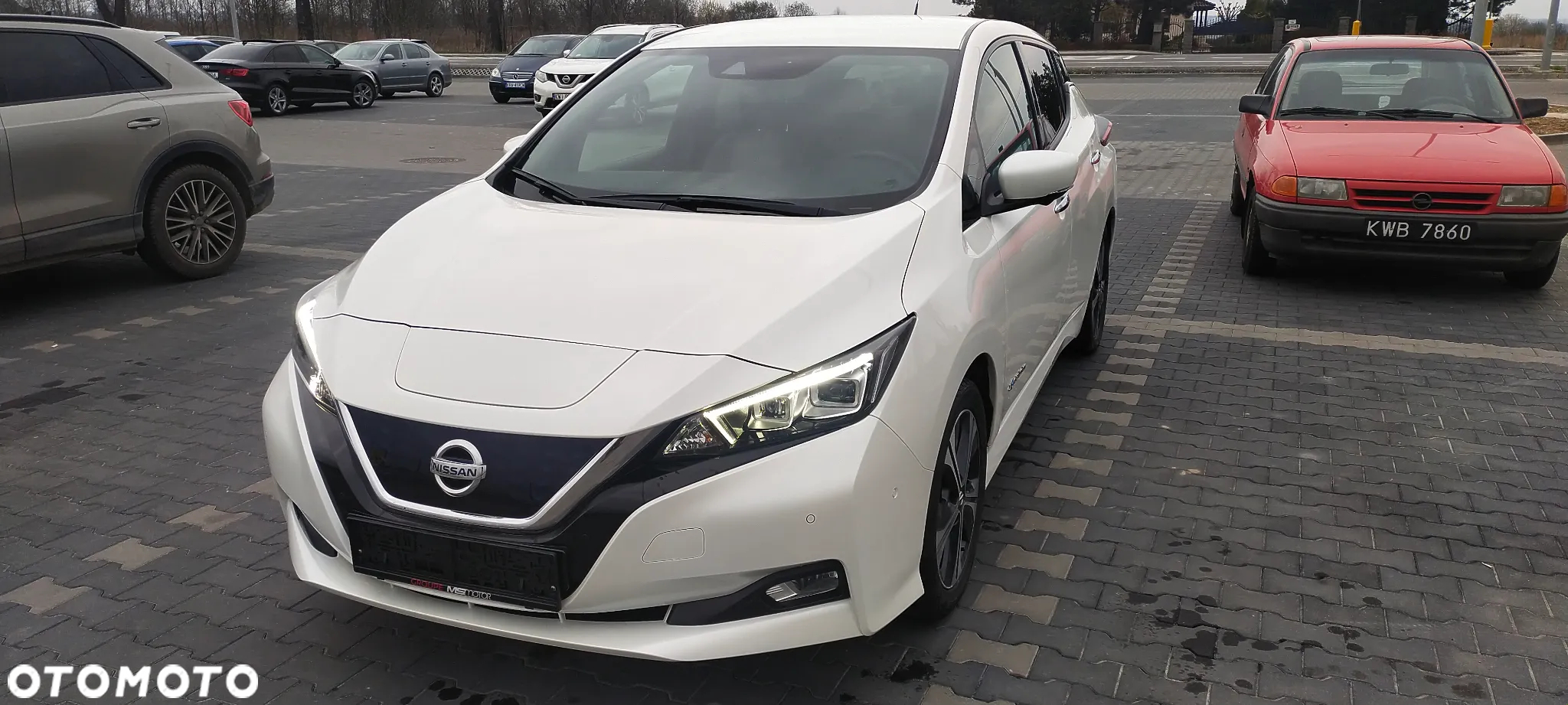 Nissan Leaf 40 kWh 2.ZERO Edition - 13