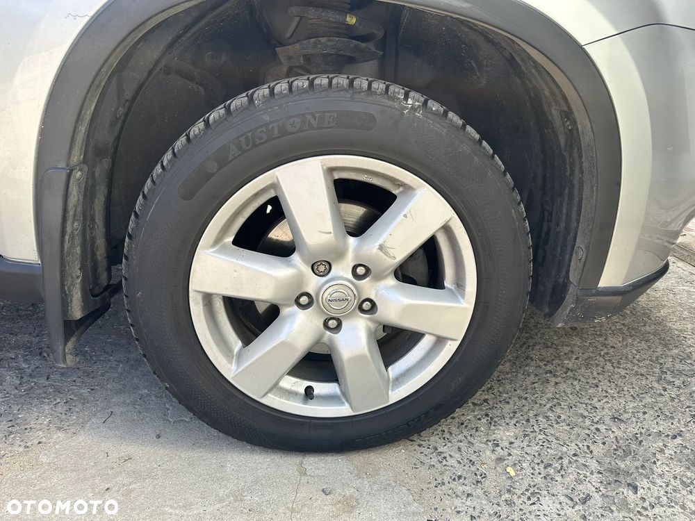 Nissan X-Trail - 8