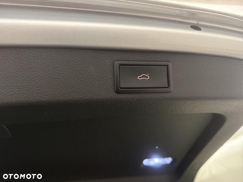 Skoda Superb 1.5 TSI Style DSG - 25