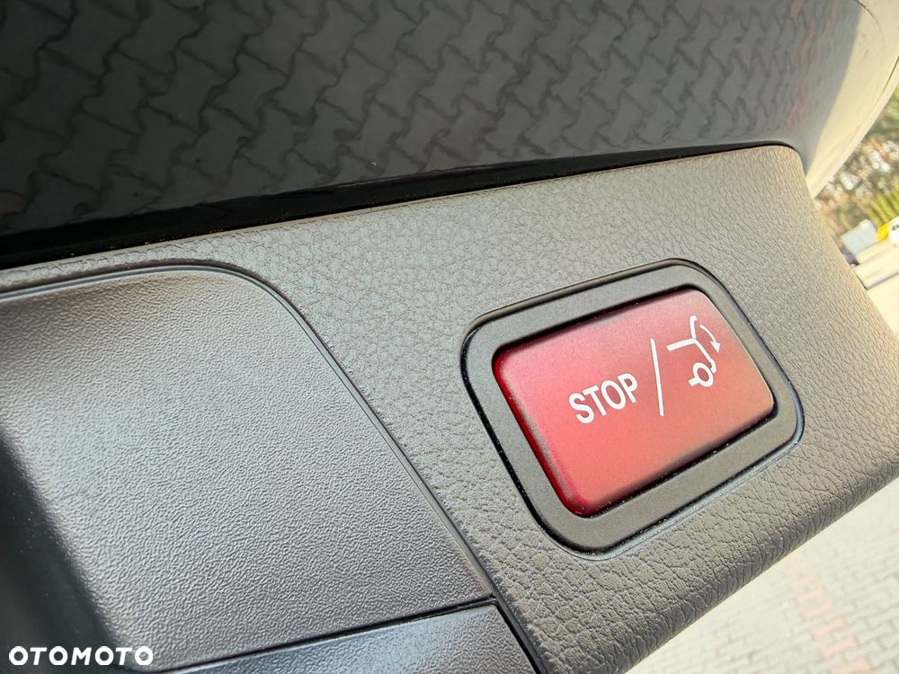 Mercedes-Benz GLB 200 d 8G-DCT Progressive - 31