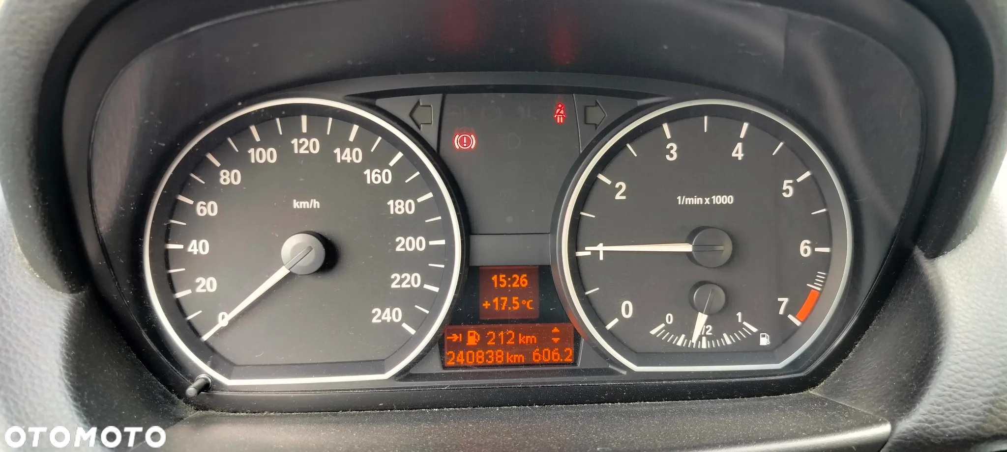 BMW Seria 1 118i - 11