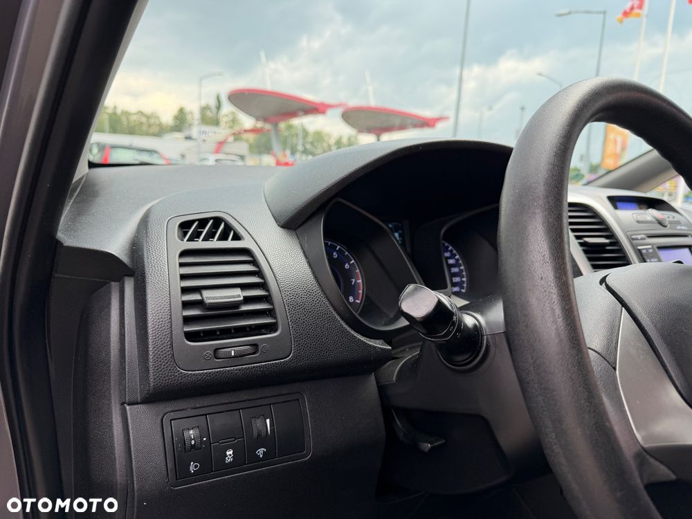 Hyundai ix20 1.4 Classic - 11