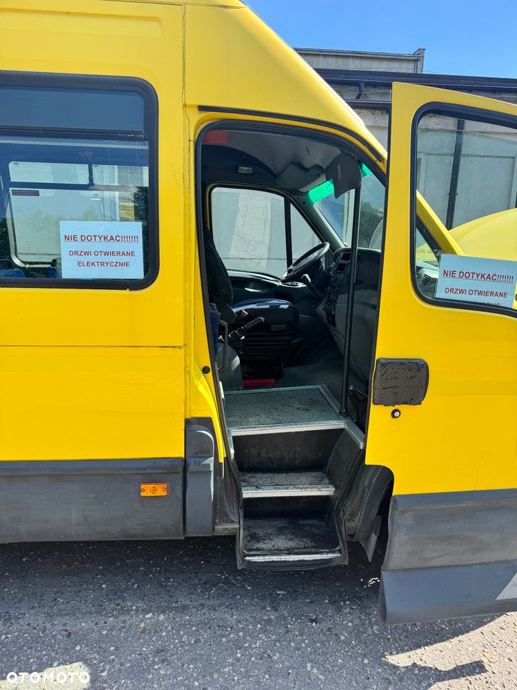 Iveco A50 28 osób - 8