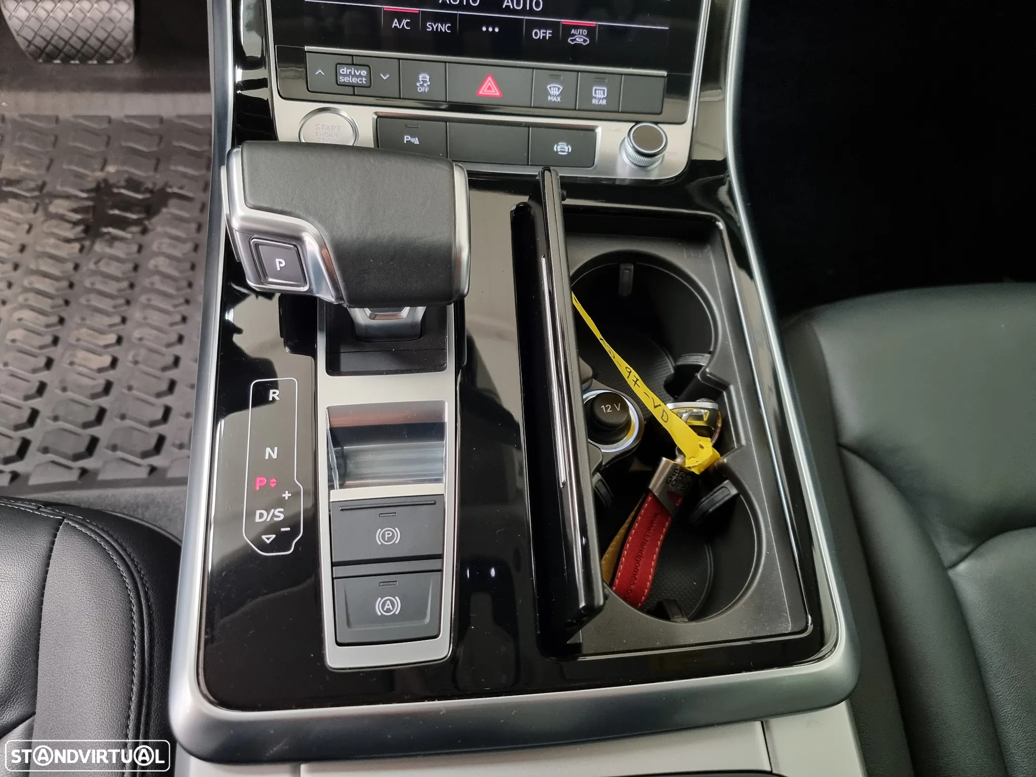Audi Q7 55 TFSIe quattro Tiptronic - 24