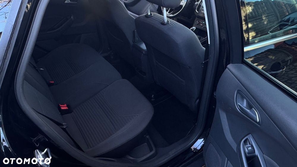 Ford Focus 1.0 EcoBoost Edition - 22