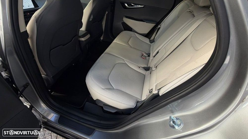 Kia EV6 58-kWh — fotografia 7