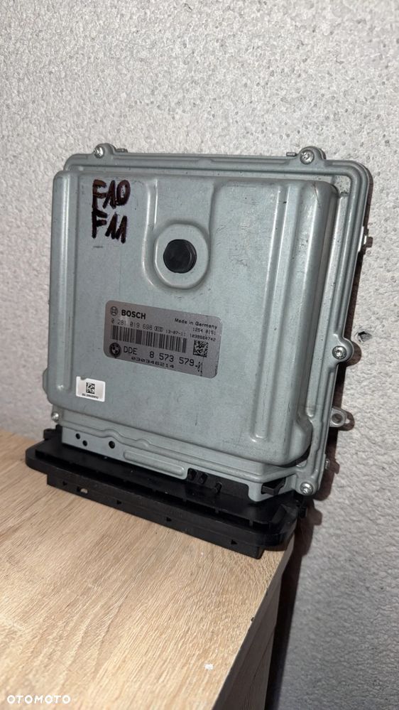 BMW F10 F11 KOMPUTER STEROWNIK SILNIKA 8573579 - 2