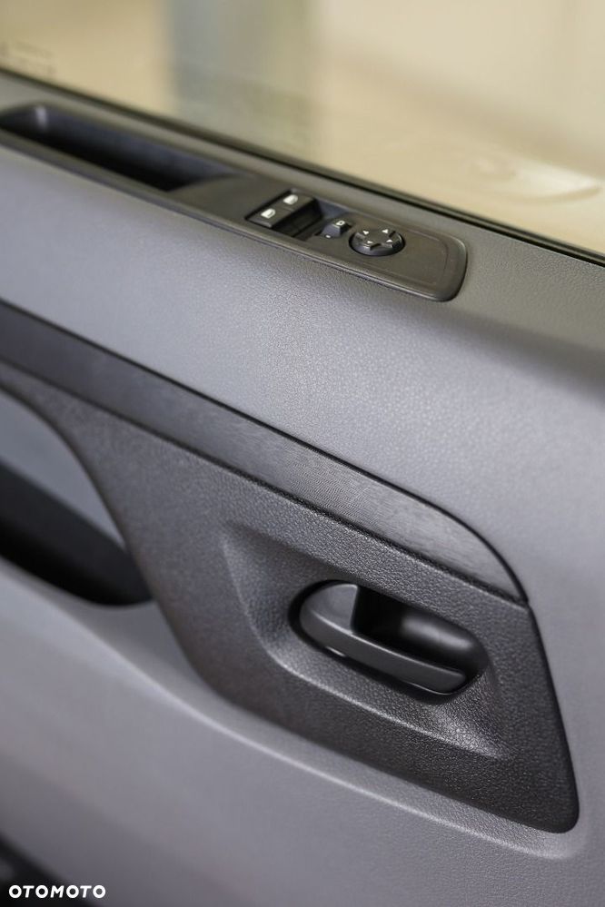 Toyota Proace Verso - 19