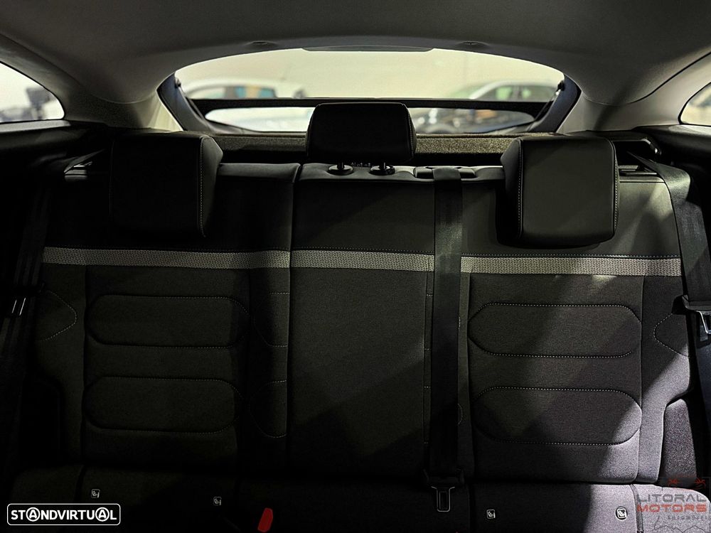 Citroën C4 1.2 PureTech Shine - 41