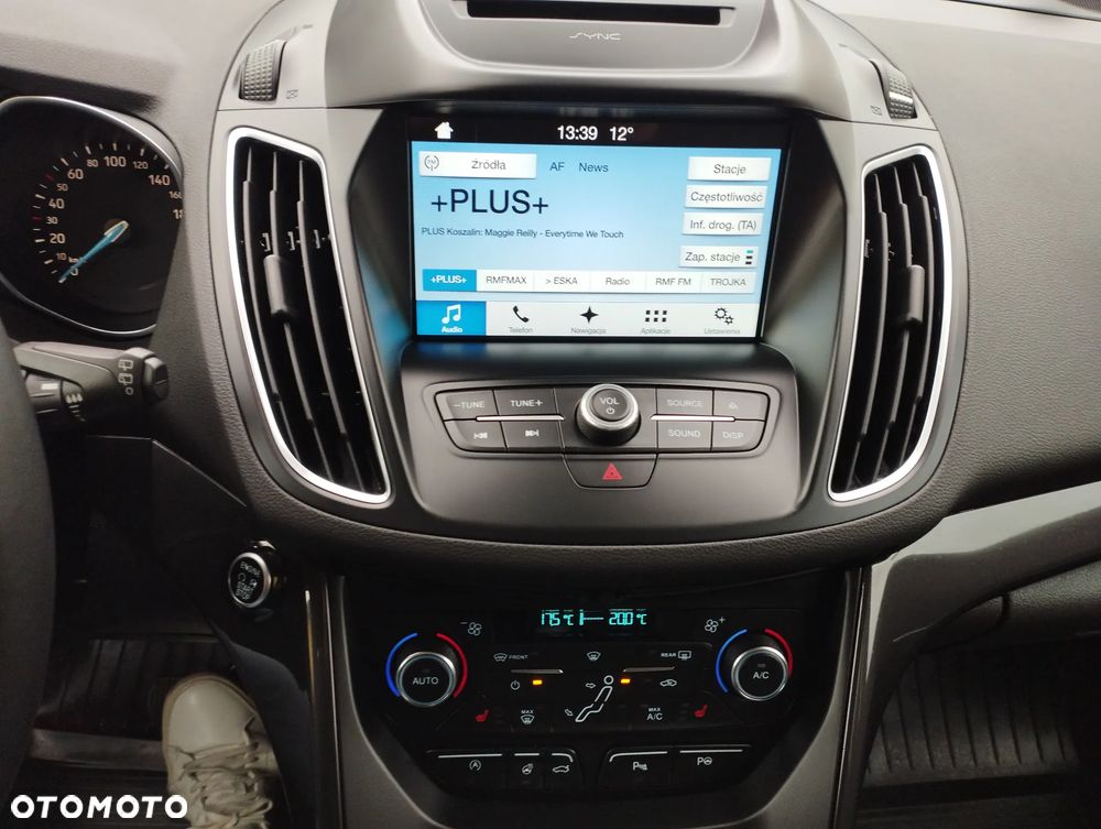Ford Grand C-MAX - 35
