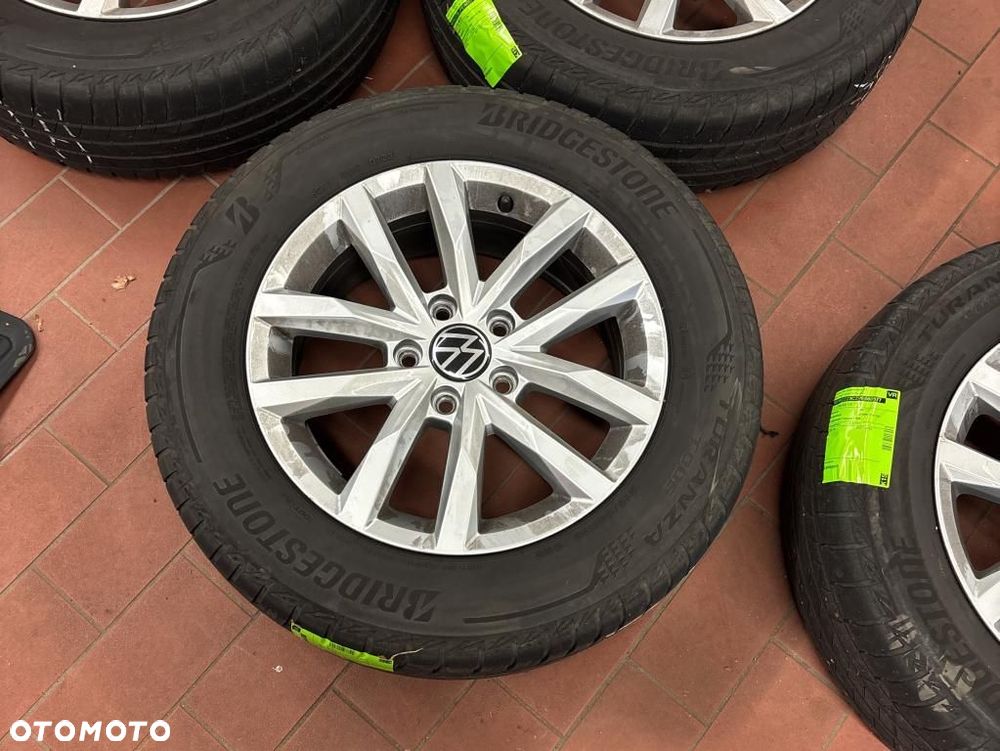 Volkswagen Passat 2.0 TDI SCR DSG - 26