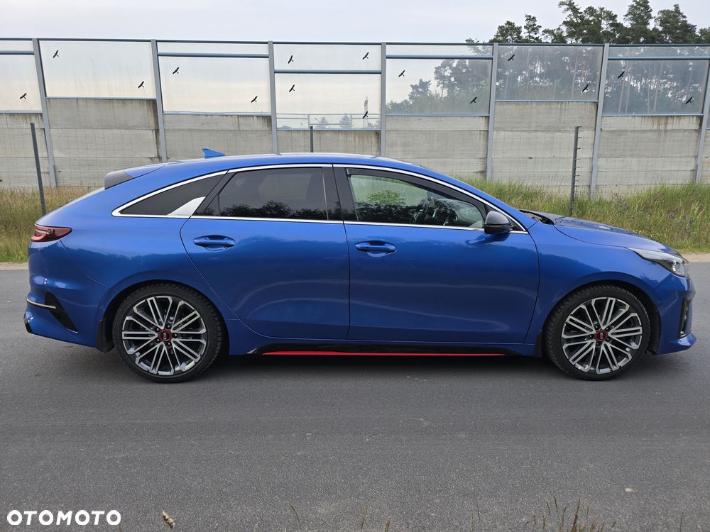 Kia ProCeed - 7