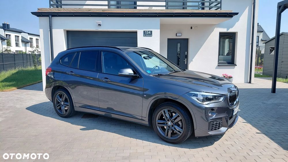 BMW X1 xDrive20i Advantage - 1