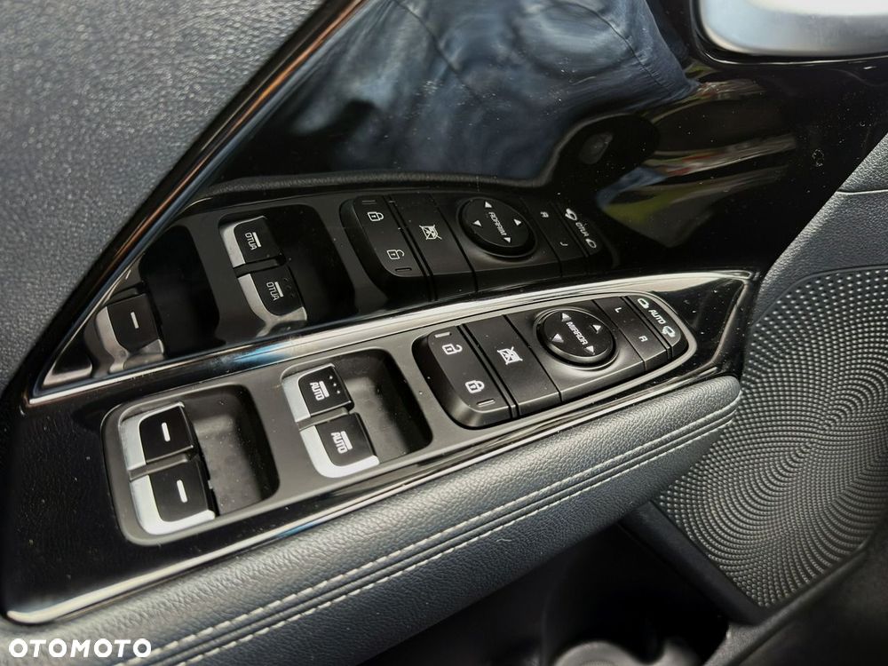 Kia Niro 1.6 GDI Hybrid L - 14