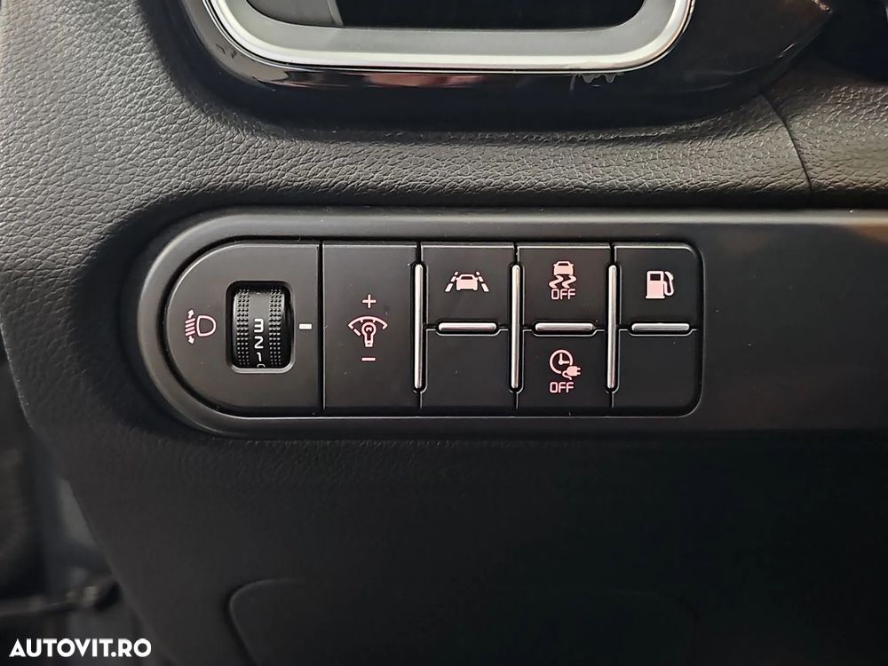 Kia Ceed - 16